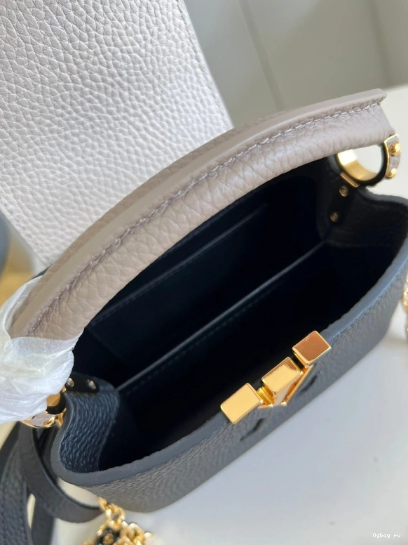 LOUIS MINI CAPUCINES VUITTON 0816